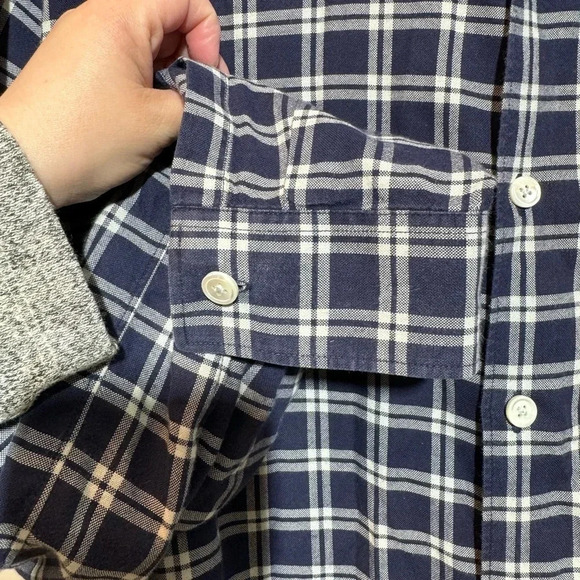 Theory Men’s Button Down Shirt - Picture 2 of 5